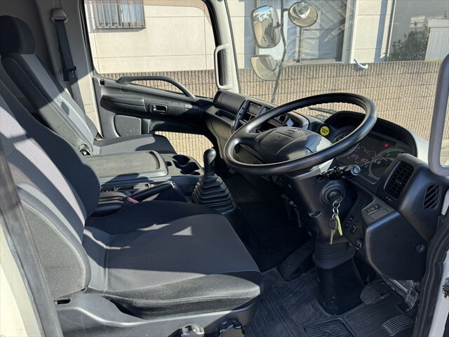 日野レンジャークレーン3段増トン（6t・8t）[写真30]