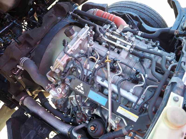 三菱ふそうキャンタークレーン4段小型（2t・3t）[写真29]