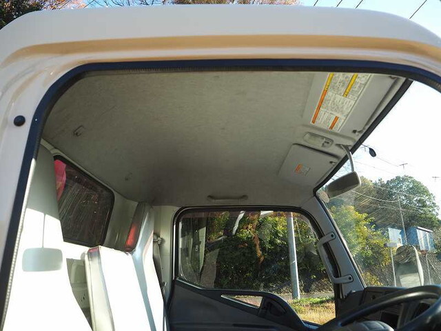 三菱ふそうキャンタークレーン4段小型（2t・3t）[写真34]