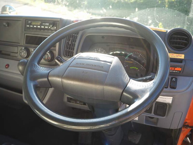 三菱ふそうキャンタークレーン4段小型（2t・3t）[写真35]