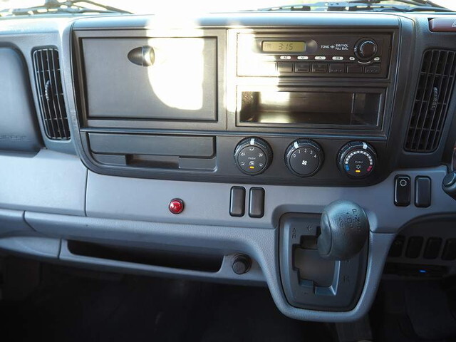 三菱ふそうキャンタークレーン4段小型（2t・3t）[写真36]