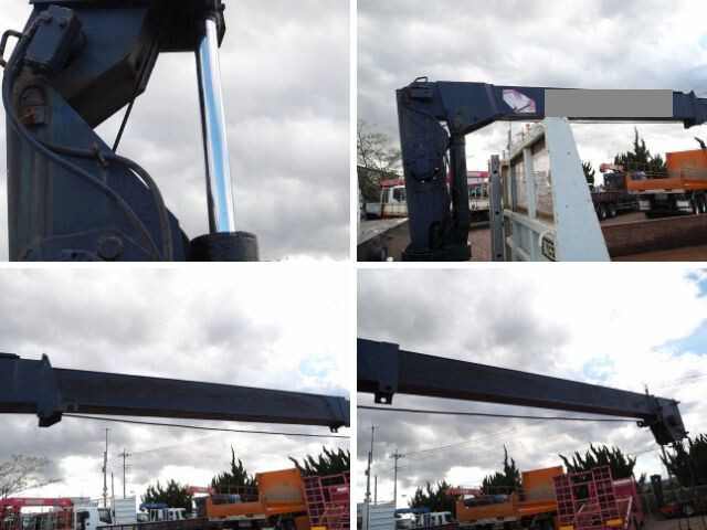 三菱ふそうキャンターダンプ・クレーン付小型（2t・3t）[写真13]