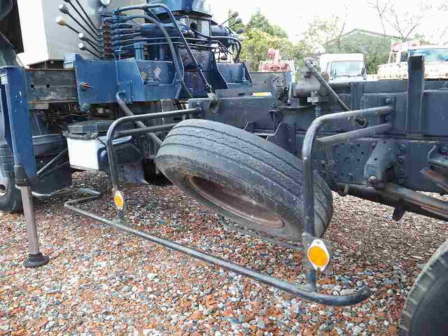 三菱ふそうキャンターダンプ・クレーン付小型（2t・3t）[写真27]