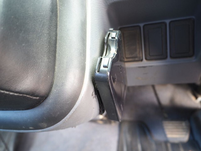 三菱ふそうキャンターダンプ・クレーン付小型（2t・3t）[写真37]