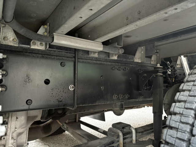 UDトラックスその他の車種アルミウイング大型（10t）[写真12]