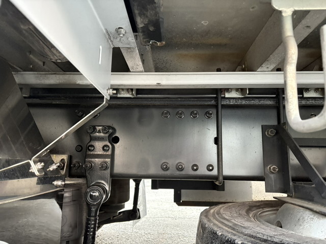 UDトラックスその他の車種アルミウイング大型（10t）[写真14]