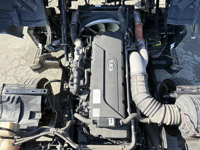 UDトラックスその他の車種アルミウイング大型（10t）[写真27]