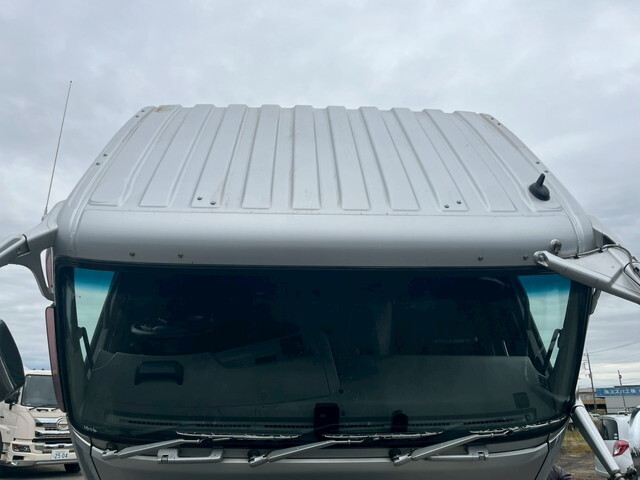 三菱ふそうスーパーグレートダンプ大型（10t）[写真13]