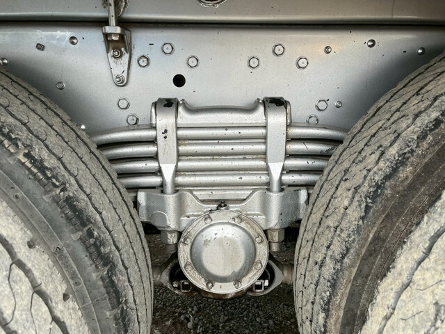 三菱ふそうスーパーグレートダンプ大型（10t）[写真29]