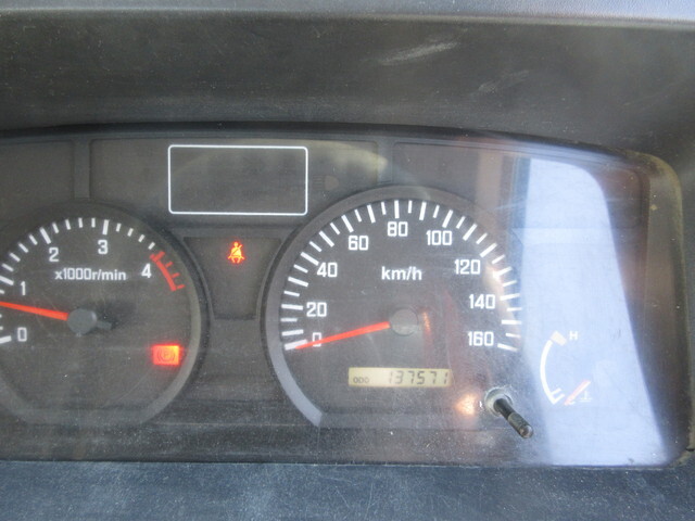 いすゞエルフダンプ小型（2t・3t）[写真13]