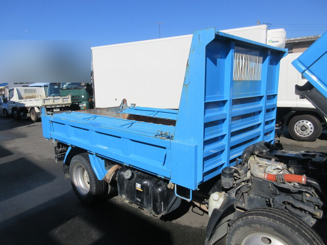 いすゞエルフダンプ小型（2t・3t）[写真22]