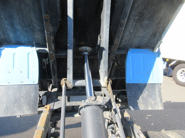 いすゞエルフダンプ小型（2t・3t）[写真25]