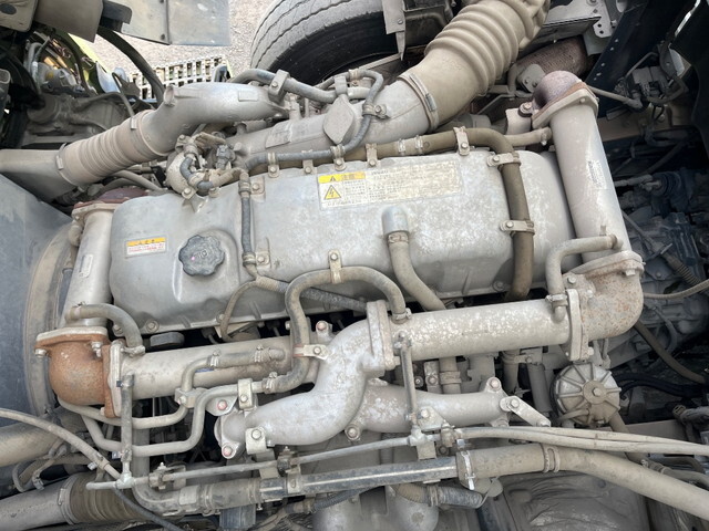 いすゞギガダンプ大型（10t）[写真26]