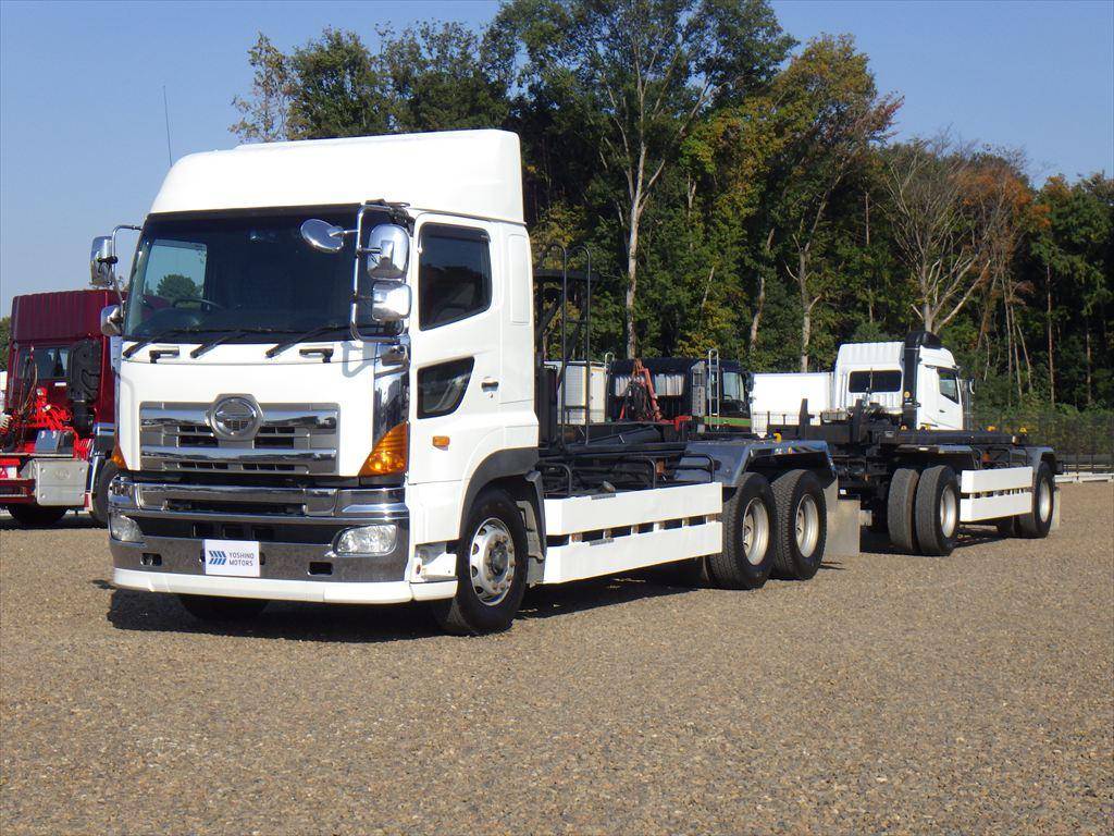 日野プロフィアコンテナ専用車大型（10t）[写真01]