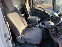 いすゞエルフアルミバン小型（2t・3t）[写真20]