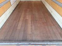 いすゞエルフアルミバン小型（2t・3t）[写真09]