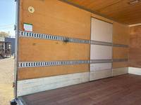 いすゞエルフアルミバン小型（2t・3t）[写真10]