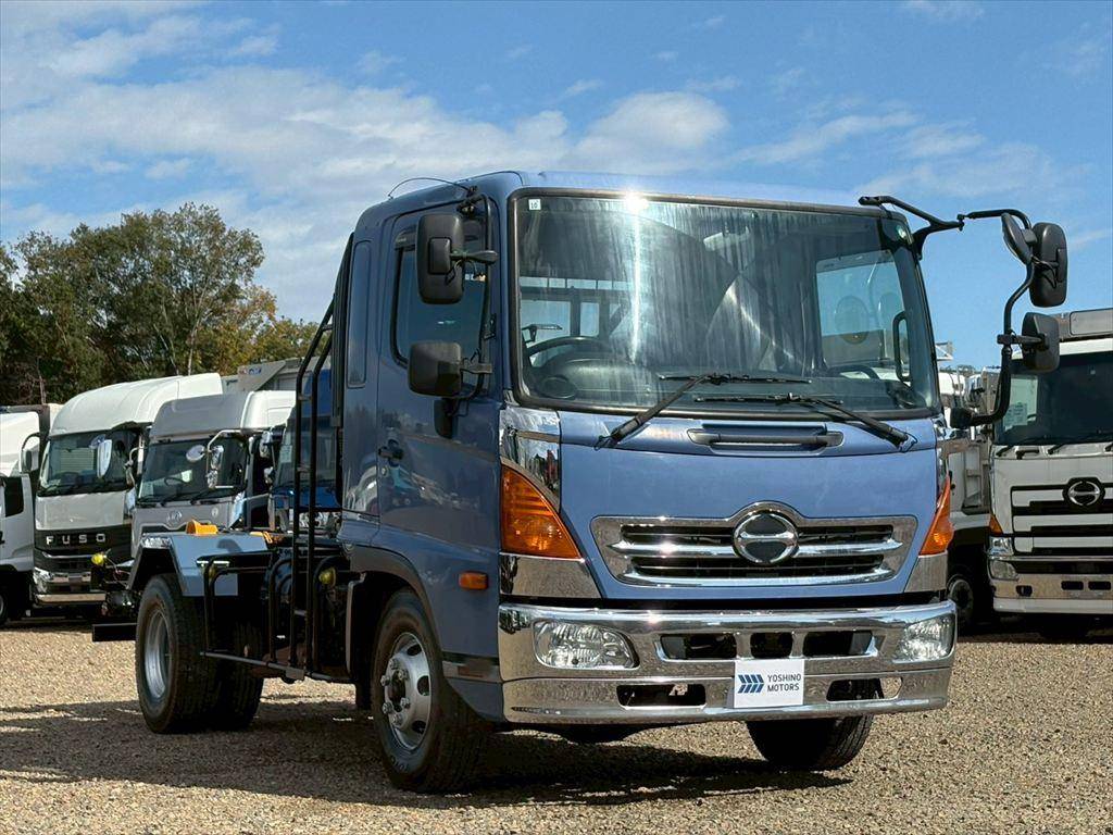 日野レンジャーコンテナ専用車中型（4t）[写真02]