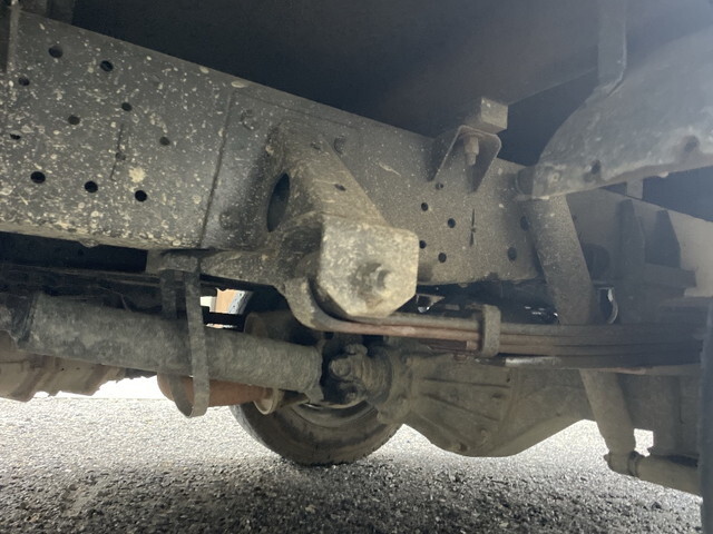 いすゞエルフダブルキャブ（Wキャブ）小型（2t・3t）[写真13]