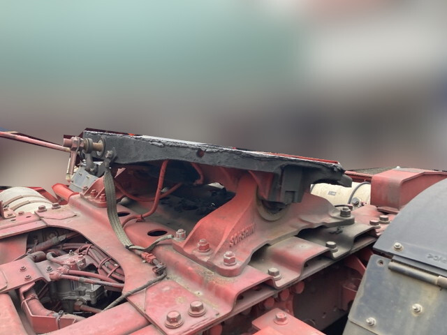 日野プロフィアトレーラーヘッド（トラクターヘッド）大型（10t）[写真11]