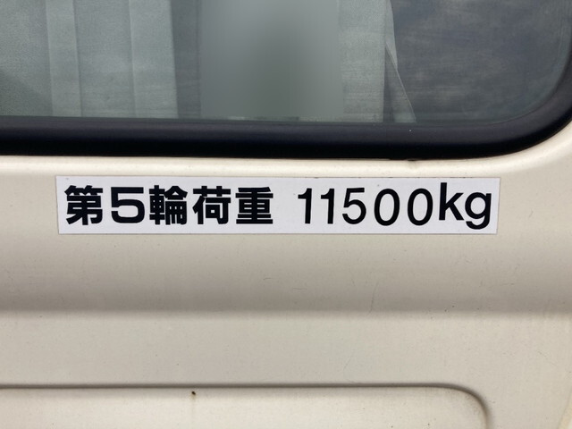 日野プロフィアトレーラーヘッド（トラクターヘッド）大型（10t）[写真13]