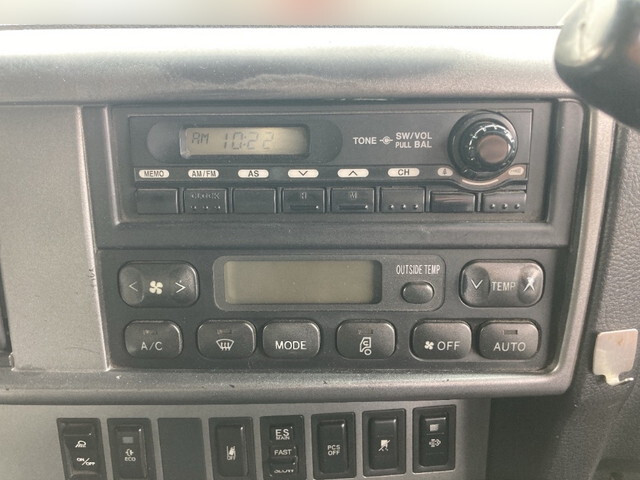 日野プロフィアトレーラーヘッド（トラクターヘッド）大型（10t）[写真33]