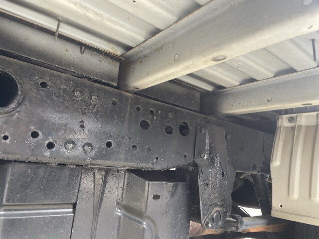 マツダボンゴ平ボディ小型（2t・3t）[写真12]