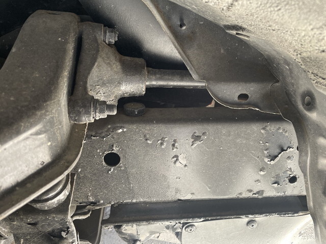 マツダボンゴ平ボディ小型（2t・3t）[写真14]