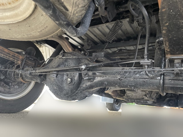 マツダボンゴ平ボディ小型（2t・3t）[写真15]