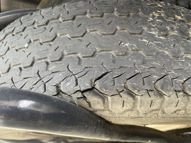 マツダボンゴ平ボディ小型（2t・3t）[写真31]