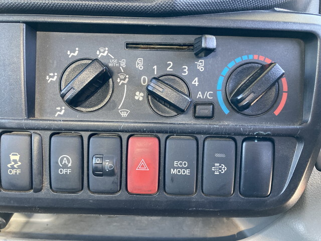 トヨタその他の車種高所作業車小型（2t・3t）[写真38]