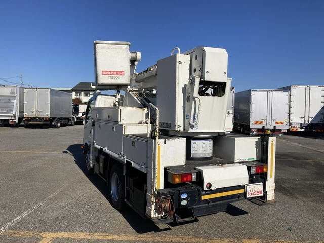 トヨタその他の車種高所作業車小型（2t・3t）[写真04]