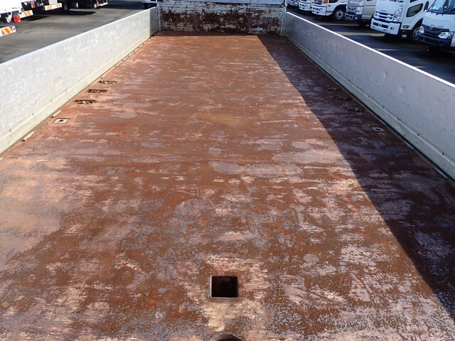 日野レンジャーアルミブロック中型（4t）[写真19]