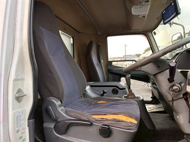 三菱ふそうファイターアルミウイング増トン（6t・8t）[写真19]