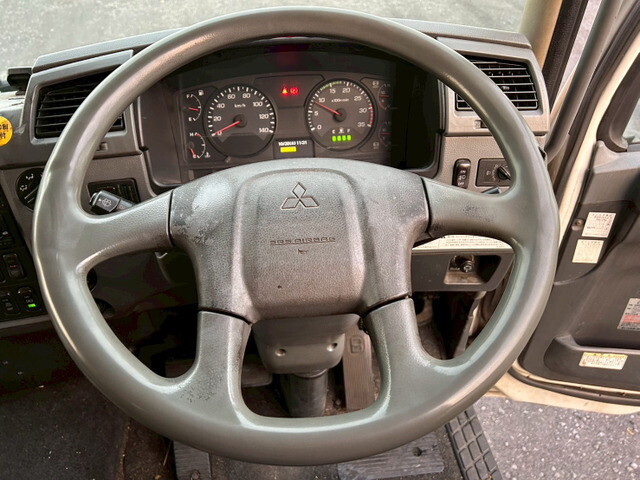 三菱ふそうファイターアルミウイング増トン（6t・8t）[写真22]