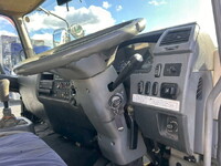 三菱ふそうファイターアルミウイング増トン（6t・8t）[写真32]