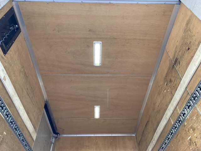 トヨタダイナアルミバン小型（2t・3t）[写真24]