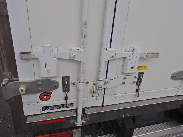 日野デュトロ冷凍車（冷蔵車）小型（2t・3t）[写真31]