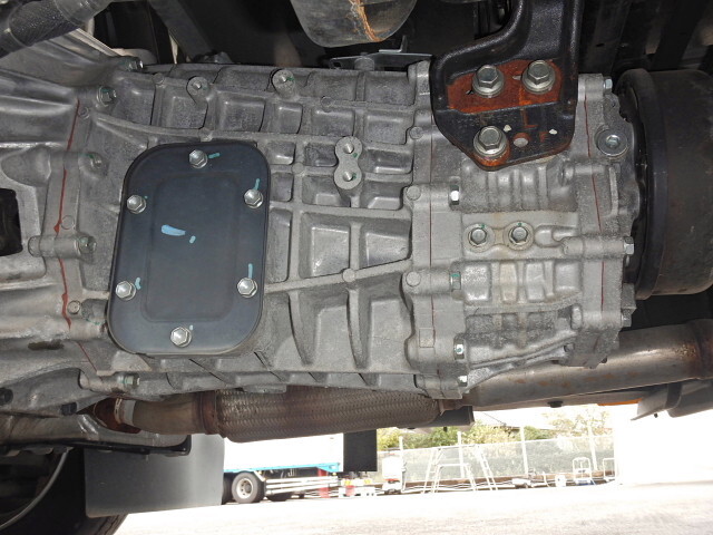 日野デュトロ冷凍車（冷蔵車）小型（2t・3t）[写真08]