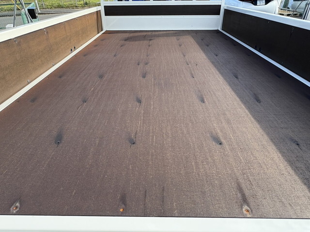 日野デュトロクレーン4段小型（2t・3t）[写真12]