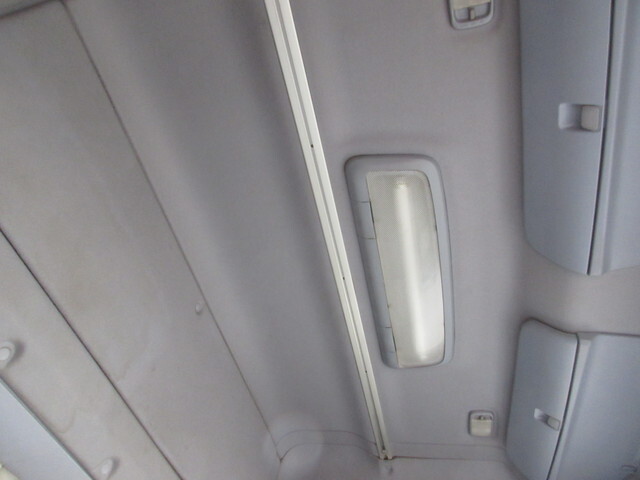 日野レンジャーアルミウイング中型（4t）[写真13]