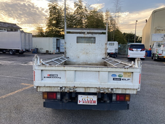 いすゞエルフダンプ小型（2t・3t）[写真10]