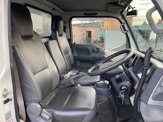 いすゞエルフダンプ小型（2t・3t）[写真32]