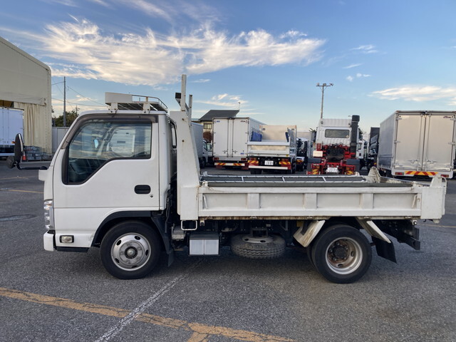 いすゞエルフダンプ小型（2t・3t）[写真05]