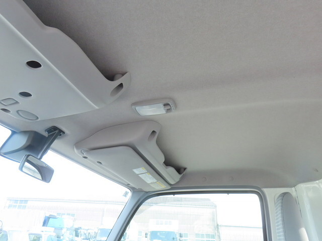 日野デュトロクレーン4段小型（2t・3t）[写真22]