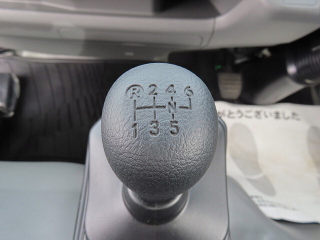 日野デュトロタンク車（タンクローリー）小型（2t・3t）[写真19]