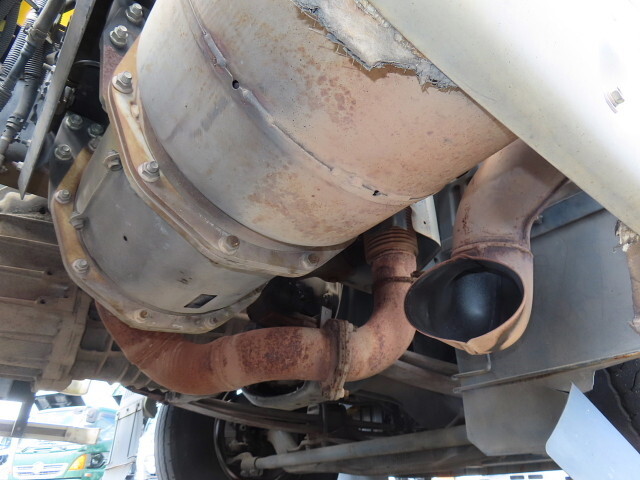 日野プロフィアバルク車（粉粒体運搬車）大型（10t）[写真10]