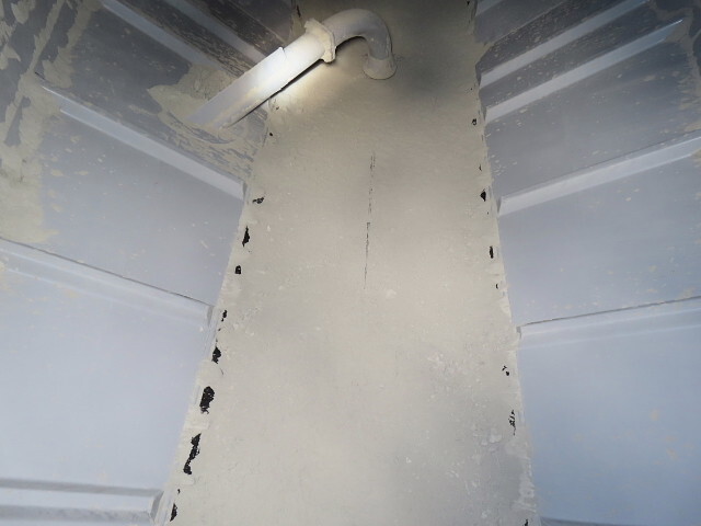 日野プロフィアバルク車（粉粒体運搬車）大型（10t）[写真27]