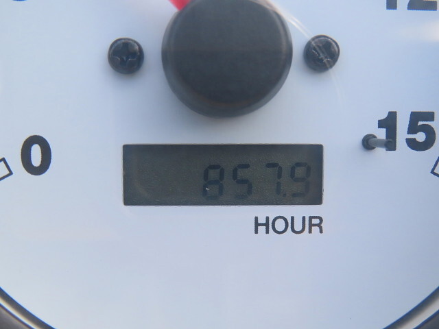 日野プロフィアバルク車（粉粒体運搬車）大型（10t）[写真32]