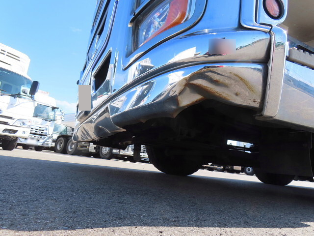 いすゞギガアルミウイング大型（10t）[写真34]